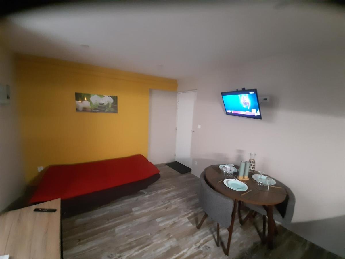 3 Apt T2 Cosy De 40 A 50 M2 Ideal Pour Un Deplacement Pro " Les Iris " Bourg-Saint-Andéol Dış mekan fotoğraf